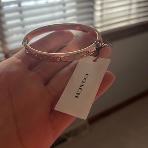 NEW COACH rose gold bracelet